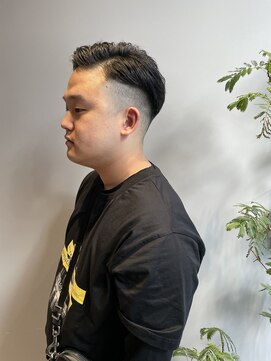 ハレケアヴェダ アンド ハレケエイト(HAREKE AVEDA&HAREKE 8) フェードヘアス