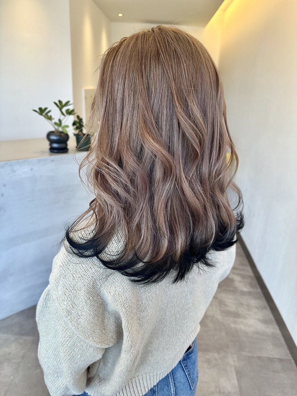 ピンクベージュ×エンドカラー：L200067594｜ホットペッパービューティー