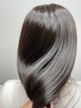 ヨキ(yoki.) 美髪ロング