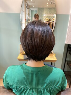 アンフィ 矢向(Anphi) タイトめショート