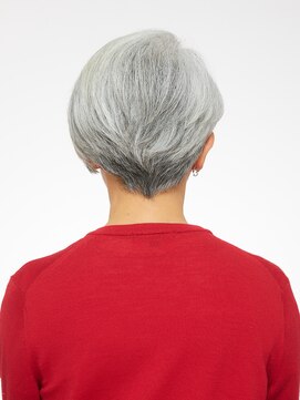 えがお美容室 【えがお美容室】60代グレイヘアの方に◎骨格補正ショート