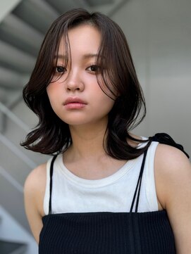 ウィクシーミミ 栄矢場町店(wixy mimi) ミディアムくびれヘア