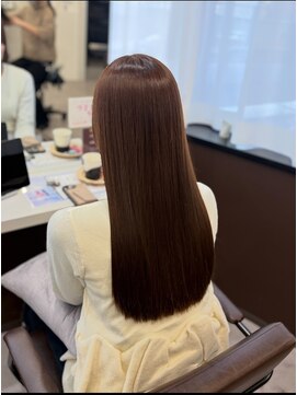 コビーバイジーナ 梅田茶屋町(Coby by Zina) ナチュラルブラウン/髪質改善トリートメント【hina】