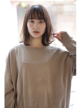 レミ(lemi est) 外ハネベージュ