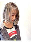 プラチナグレージュ×ボブ×ナチュラル可愛い×前下がり