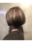 アッシュグレージュ×ハイライト