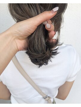 シェノン 梅田(CHAINON) 小顔カット×ハイライトカラー×オリーブカラー