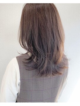 オグジュアリー 表参道(aux.) 大人かわいい/前髪［表参道/表参道駅］