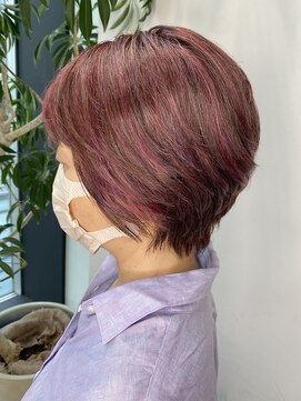 ステア ケース(stair case) 甘くなり過ぎないシックなピンクブラウン 白髪ぼかし40代50代