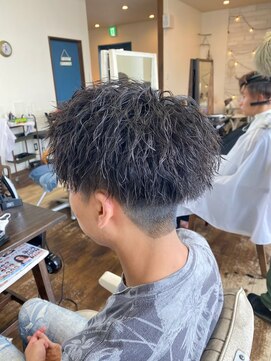 ミオ(Mio) 滋賀、南草津、メンズ美容室、波巻きツイストスパイラルパーマ