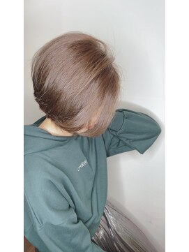 モナルダ(Monarda) 10代20代30代韓国風/髪質改善カラー【岡山】