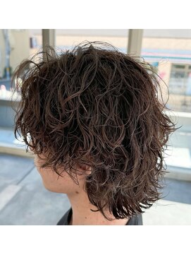 バース バイ ハピネス(BIRTH by happiness) ツイストスパイラルパーマツイストパーマメンズマッシュパーマ