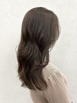 クム 横浜(qumu)&nbsp;【qumu MARIKO】ブリーチなしオリーブグレージュ