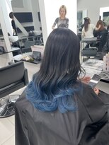 アライブ キチジョウジ(ALIVE Kichijoji) ブルーグラデーションカラー