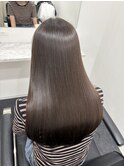 うる艶ストレートヘア