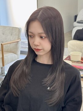 レヴィア(REVIA) レイヤーカット髪質改善トリートメント前髪カット