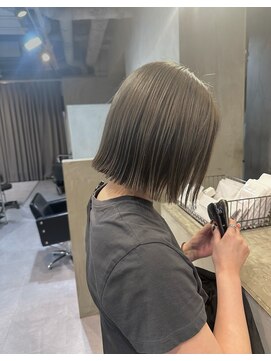 オルロバイイザ(ORLO by IZA) ◎メルティカラーフェミニティロング似合わせカットミディアム