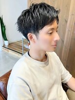 アドラーブル 駅南店(adorable)&nbsp;センターパートソフトツイストパーマメッシュマッシュウルフ