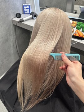 いろあそび 八王子 ホワイトベージュ