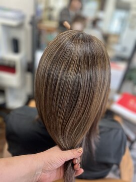 アート(art) 白髪ぼかしハイライト