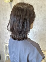 ディーヴァヘアーエズ(DIVA hair Eze) ブリーチなしカラーで艶髪へ/くびれミディアムグレージュカラー