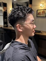 フリークバーバーショップ 河原町三条店(FREAK BARBER SHOP) 極道パーマ/フェザーパーマ/スキンフェード/メンズ/河原町三条