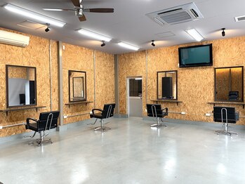 G LUX　太田店【ジールクス】