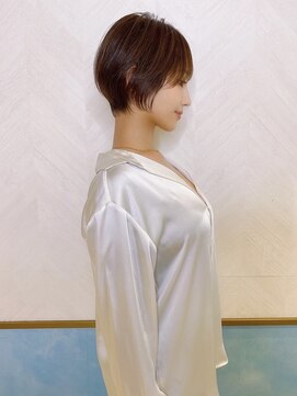 ロンド ストラーダ 心斎橋(Lond strada) ショートグレージュカラーボブウルフココアベージュ