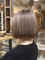 ウィークエンド(WEEKEND)&nbsp;憧れのミルクティーベージュ