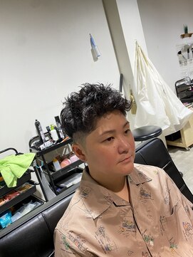 ヘアーシェルターフォーメン(Hair Shelter for men) ショートピンパーマ