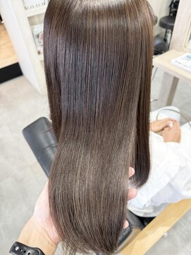 ヨロ(YoLo.) アッシュブラウン