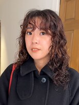 ナループロアツム(Nalu pu loa Tsum)&nbsp;ミディアムレイヤーパーマ/くるくるパーマ/くせ毛風パーマ