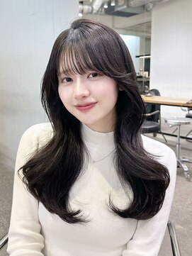 アイティーバイアルバム 下北沢店(IT by ALBUM) ロングおくれ毛顔周りレイヤー韓国ヘア_F0447