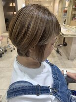 アッシュ 仙川店(Ash)&nbsp;40代50代60代大人ひし形ショート白髪ぼかしハイライトベージュ