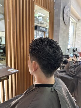 ピークス 西川口東口(PEQSS) オールバックパーマ