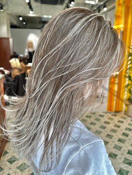 イリス 名古屋 名駅(Iris) バレイヤージュブリーチ2回~名駅/名古屋/ブリーチ/ダブルカラー