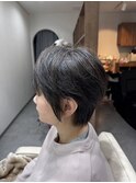 耳掛けショートボブ