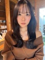 クティエ(Cuthie)&nbsp;#韓国ヘア#暗髪ロング#顔周りレイヤー#ヨシンモリ#20代#30代