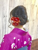 ヘアースペース ムーン(Hair Space MOON) 卒業式シーズンのヘアーセットと袴の着付け早朝から取り掛かりOK