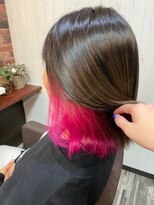 ヘアー リードレス(hair Re:dress)&nbsp;透明感×立体感10代・20代人気☆ビビットピンクインナーカラー