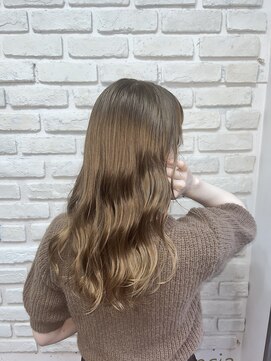 ビランチェ 池袋(bilancia) ミルクティーベージュ、ナチュラルベージュ