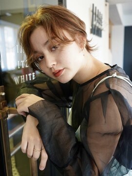 ラヴィズム 小新店(LUVISM) ショートカット丸みショート耳掛けひし形小新潟西区　小新