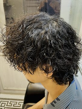 ミリオンバックス 上野(Million Bucks) MEN'S HAIR/リバースセンターパート/ニュアンスパーマ/ツイスパ