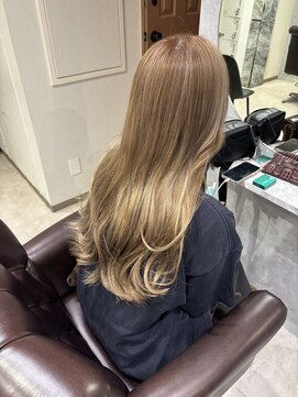 グラッジ 池袋(GLADGE) ダブルカラー×ミルクティーベージュ