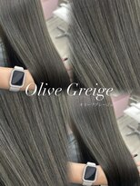 エヌアイ オモテサンドウ(ni omotesando)&nbsp;赤みゼロ！オリーブグレージュ♪ 透明感カラー 暗めグレージュ