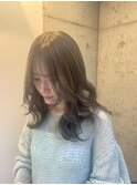 透明感ベージュ