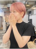ピンク / ショートヘア / ブリーチ / ハイトーン