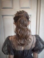 アロマ ヘアー ルーム 新宿3号店(AROMA hair room)&nbsp;大人可愛いポニーテール/くびれウェーブ/ゆる巻きアレンジ