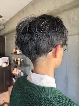 メンズファット バイ アプリーレ(Men's PHAT by Aprire) 黒髪ビジネスショートメンズカット束感爽やか刈り上げ20代30代