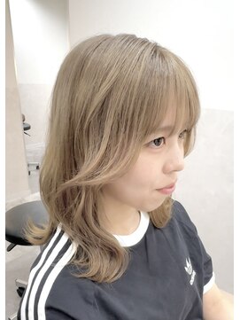 サロウィン 那覇店(SALOWIN) 寒色ミルクティー